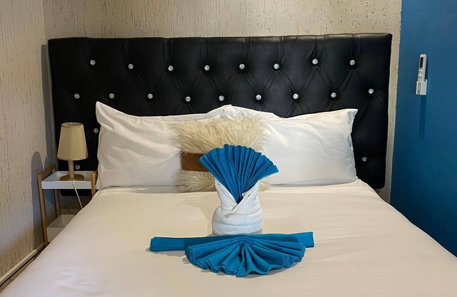Ngami Gates : Standard Double Room