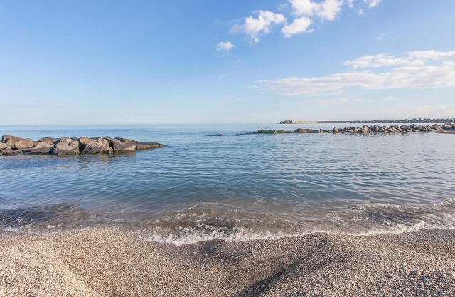 Nice and spacious vacation apartment with large terrace.