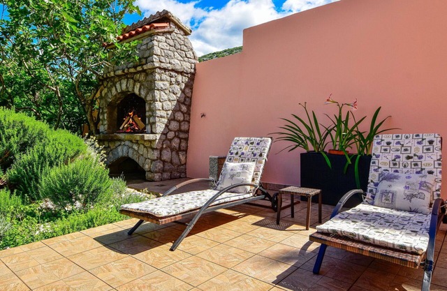 Nice apartment for 4 guests with WIFI, A/C, TV and terrace