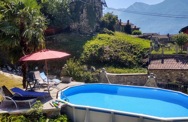 Nice apartment for 4 people with A/C, WIFI, pool, TV, terrace and pets allowed