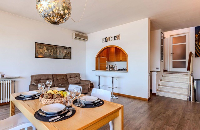 Nice apartment for 4 people with A/C, WIFI, TV and terrace