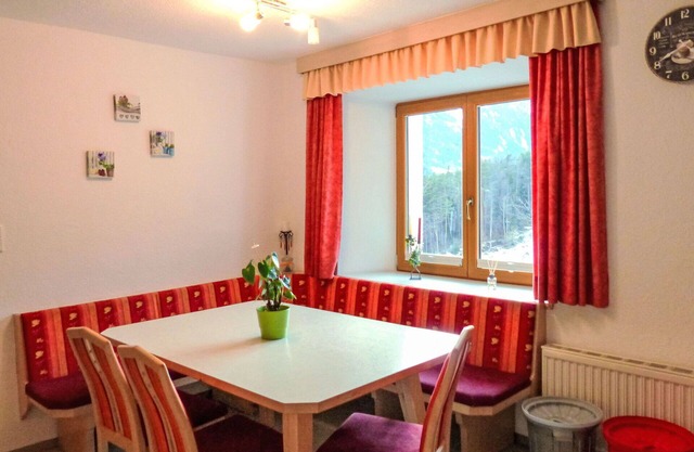 Nice apartment for 8 guests with WIFI, TV, balcony and pets allowed