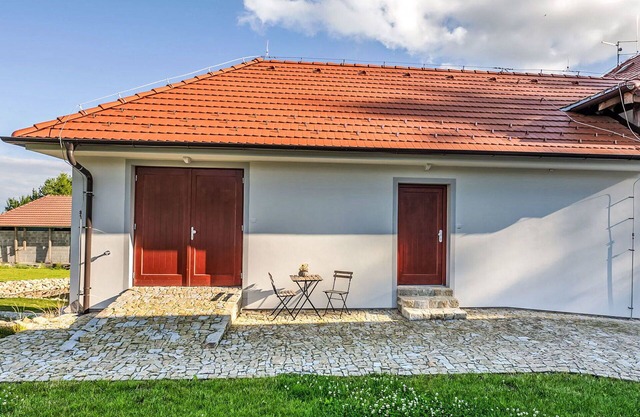 Nice apartment for 12 people with WIFI, terrace, pets allowed and parking