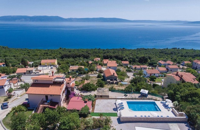 Nice apartment in Labin with WiFi