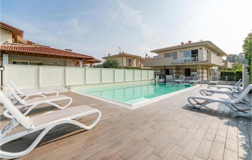 Puegnago Sul Garda Outdoor Swimming 