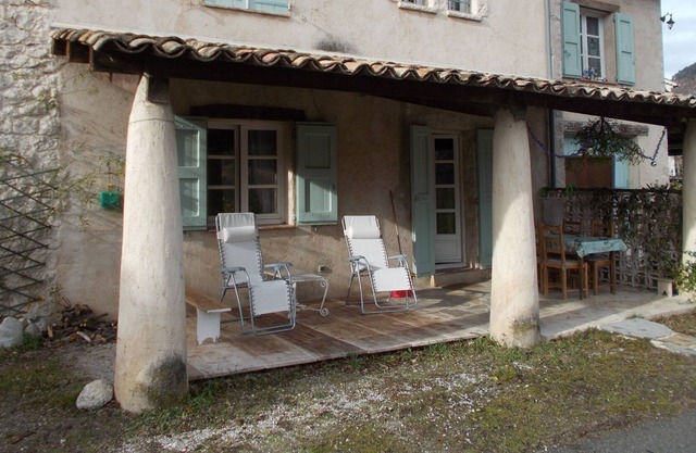 NICE APARTMENT IN QUIET VILLA (Massacan)