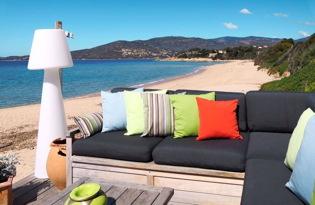 Nice apartment in villa for 6 people with TV, terrace, pets allowed and parking
