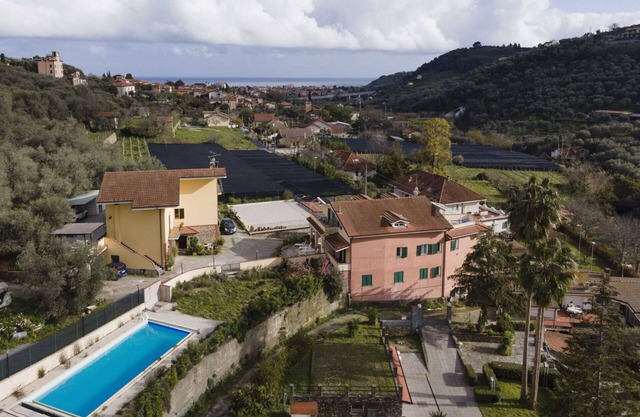 Nice apartment for 4 people with pool, WIFI, TV, terrace and pets allowed