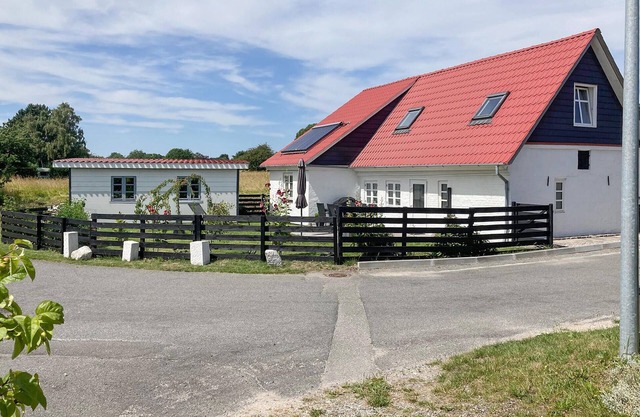 Nice home in ærøskøbing with kitchen