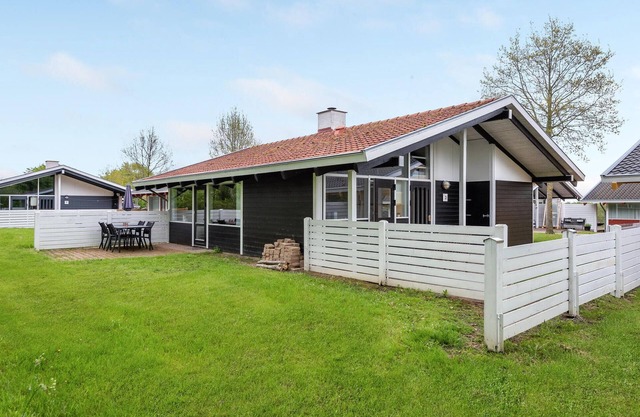 Nice home in Aabenraa with WiFi