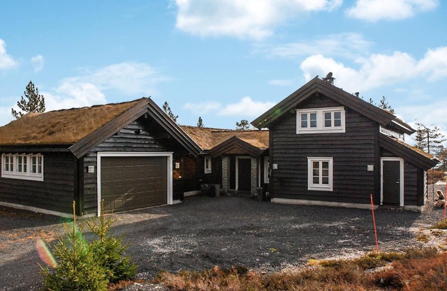 Nice home in Drangedal with kitchen