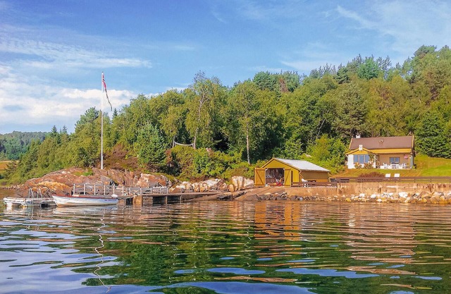 Nice home in Skodje with house sea view