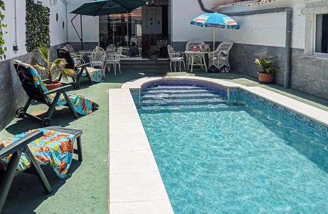 Nice home in Trasmulas, Granada