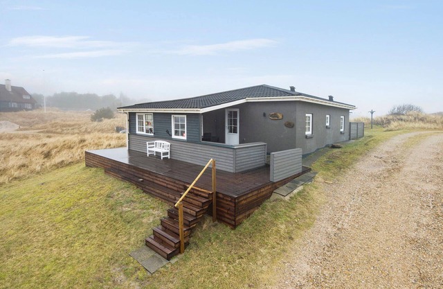 Nice home in Vejers Strand with sauna