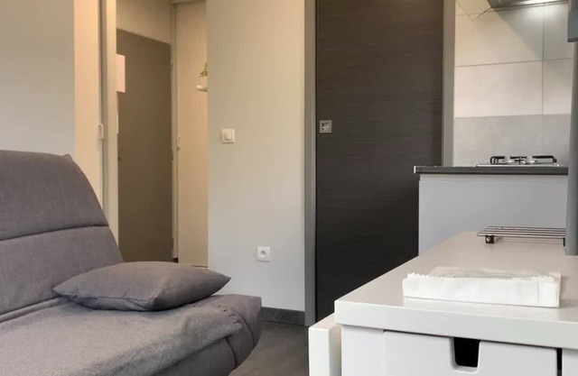 Nice studio 17 m² equipped with swimming pool and