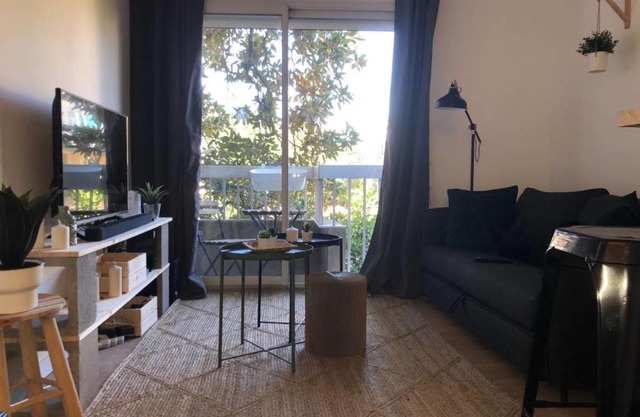 Nice studio with balcony near Jardin des plantes