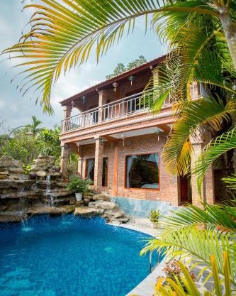 Ninh Binh Mountain View Homestay & Restaurant