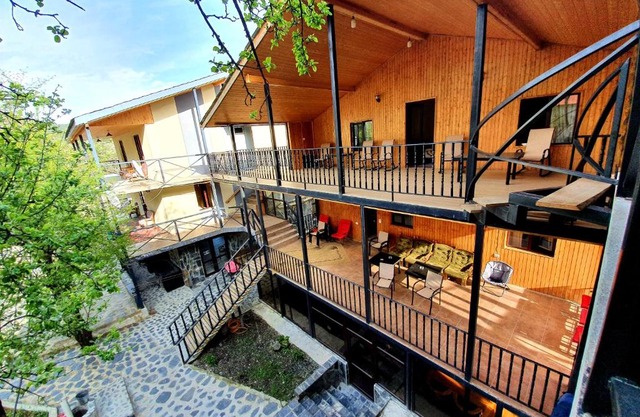 Nino Ratiani's Guesthouse
