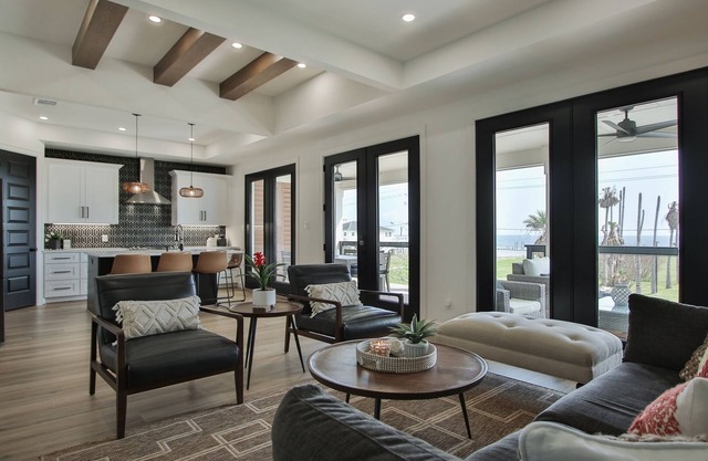 No Agenda! Beautiful bay views. It's time to relax and have fun.