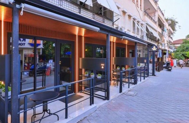 Noel Baba Suites