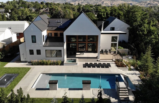 Nordic Dream Escape - Nestled in the River bottoms of Provo, UT
