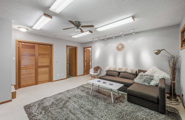 ★Nordic MN Apartment with private laundry!★