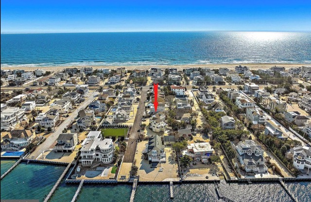 North Beach LBI Bayview Open Concept Home- Just 7 houses from the Beach
