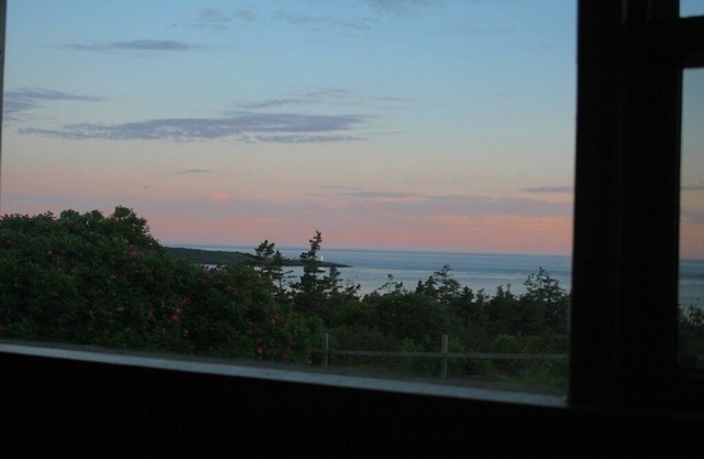 Nova Scotia Island getaway home: private, comfy, spectacular ocean views