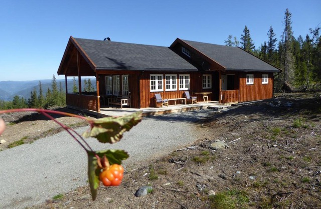 Ny hytte i flott turterreng