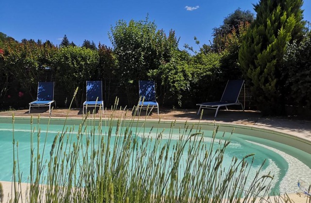 O'Myosotis - 400m Centre Historique - Parking Gratuit - Piscine et Jardin
