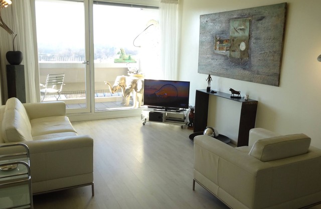 Oasis at Olympiapark - quiet 2 room apartment, near center, Oktoberfest, fair