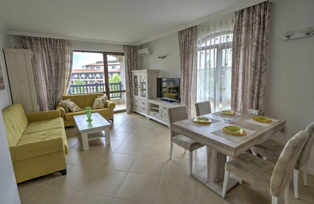 Oasis Luxury Apartment C33
