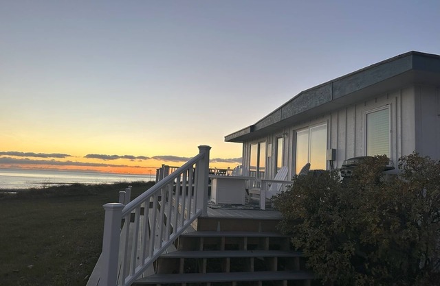 Ocean and Mountain View Beach House with Hot tub and Fire Pit