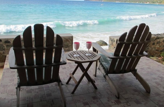 Ocean Front At Little Apple Bay