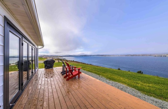 Ocean Front Saltbox 'seaforever' Whot Tub