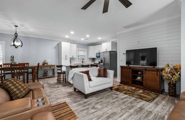 Ocean Lakes - 1122A 5br/4ba Family Friendly, Amenity Filled Beach House