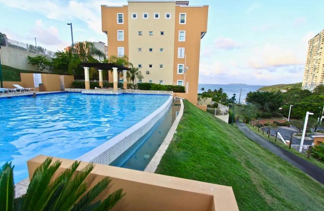 Ocean & Marina Views 3 Bedroom 2 Bathroom Luxury Condo