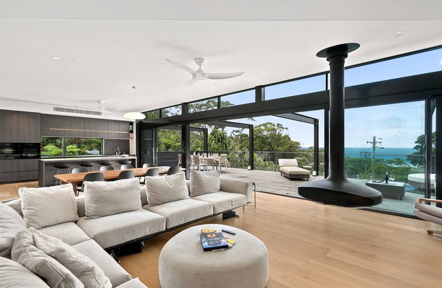 Ocean View Escarpment Escape - Beach and Bush Holidays in Style
