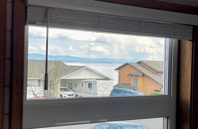 Ocean view guest suite, completely self contained, beautiful outdoor patio