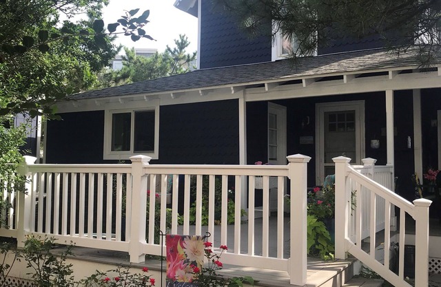 OCEANBLOCK! LINENS INCLUDED! ONE OF THE ORIGINAL DEWEY BEACH COTTAGES! LOFT AREA! DEWEY'S OLDEST HOME - RECENTLY RENOVATED