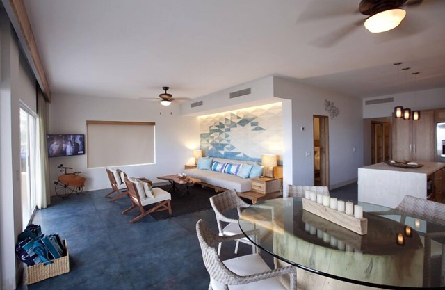 Oceanfront 3 Bedroom Ground Level Condo! Surfs up!