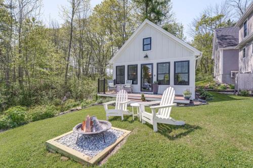 Oceanfront Studio with Private Dock in Harpswell!