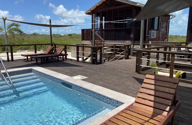 Off-grid Casita on the most popular beach area of Ambergris Caye!