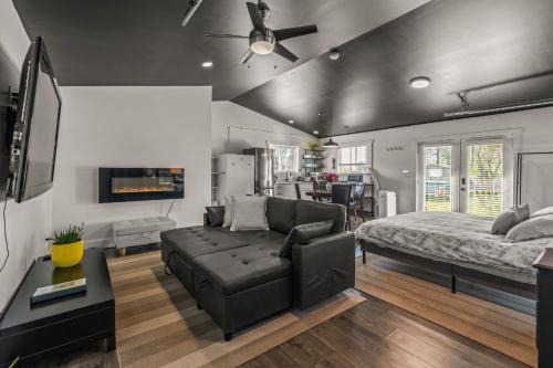 Okangan Sunset Bungalow