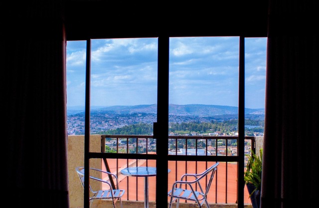 Okapi Hotel