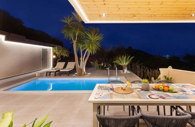 Olive Garden Cottage with Heated Pool