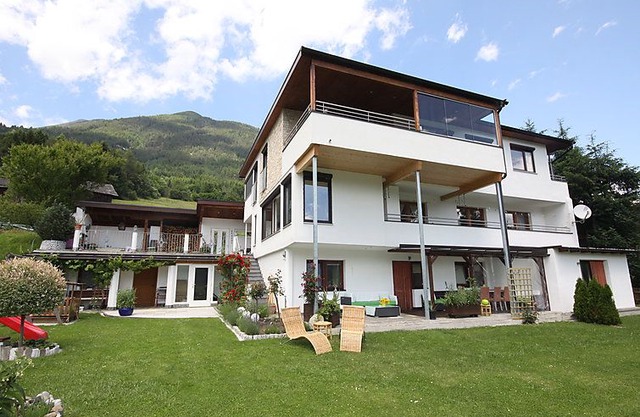 One bedroom Apartment, sleeps 4 in Telfes im Stubai with WiFi