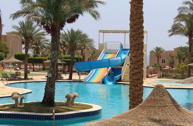 One-Bedroom Apartment with a Garden in Sahl Hasheesh