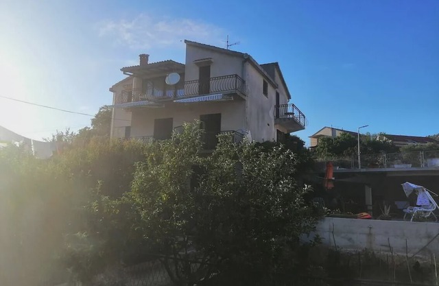 One bedroom apartment with balcony Marina, Trogir (A-18868-b)
