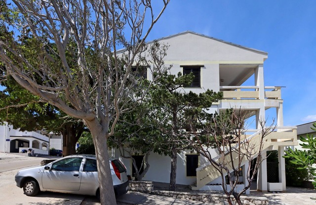 One bedroom apartment with balcony and sea view Pag (A-18325-c)